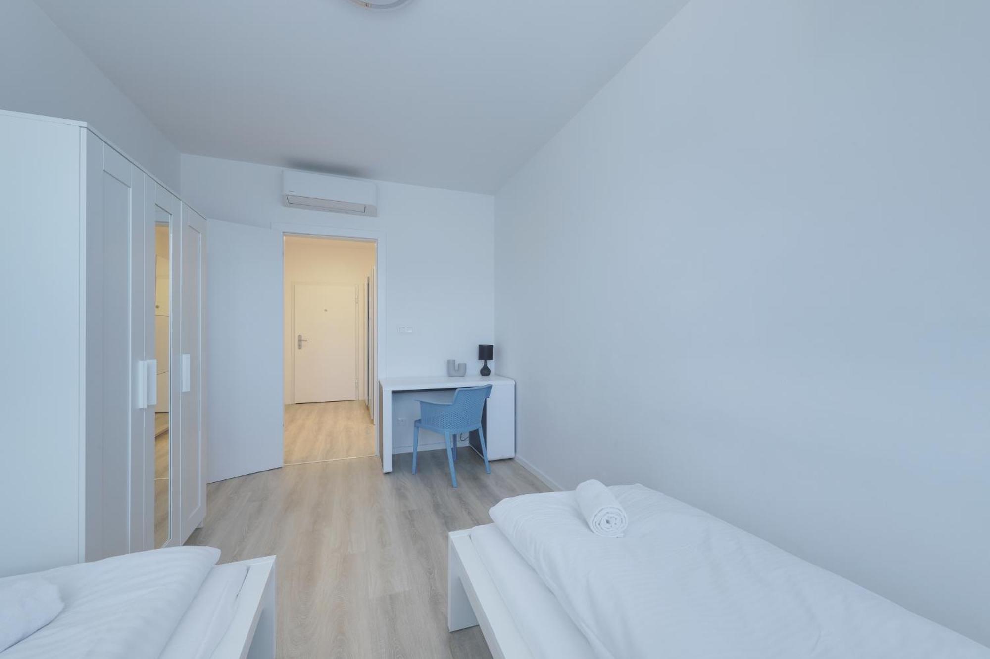 Bazova Apartment With Free Parking Bratislava Extérieur photo