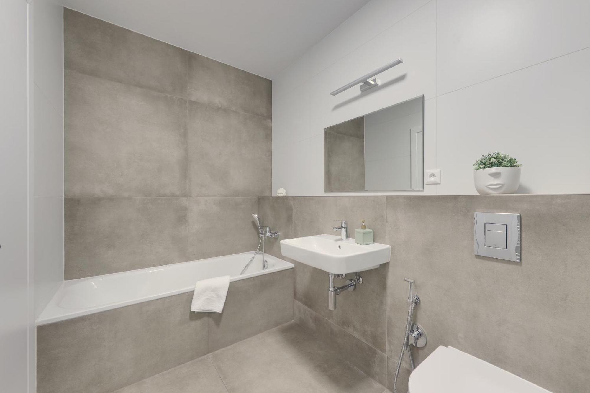 Bazova Apartment With Free Parking Bratislava Extérieur photo