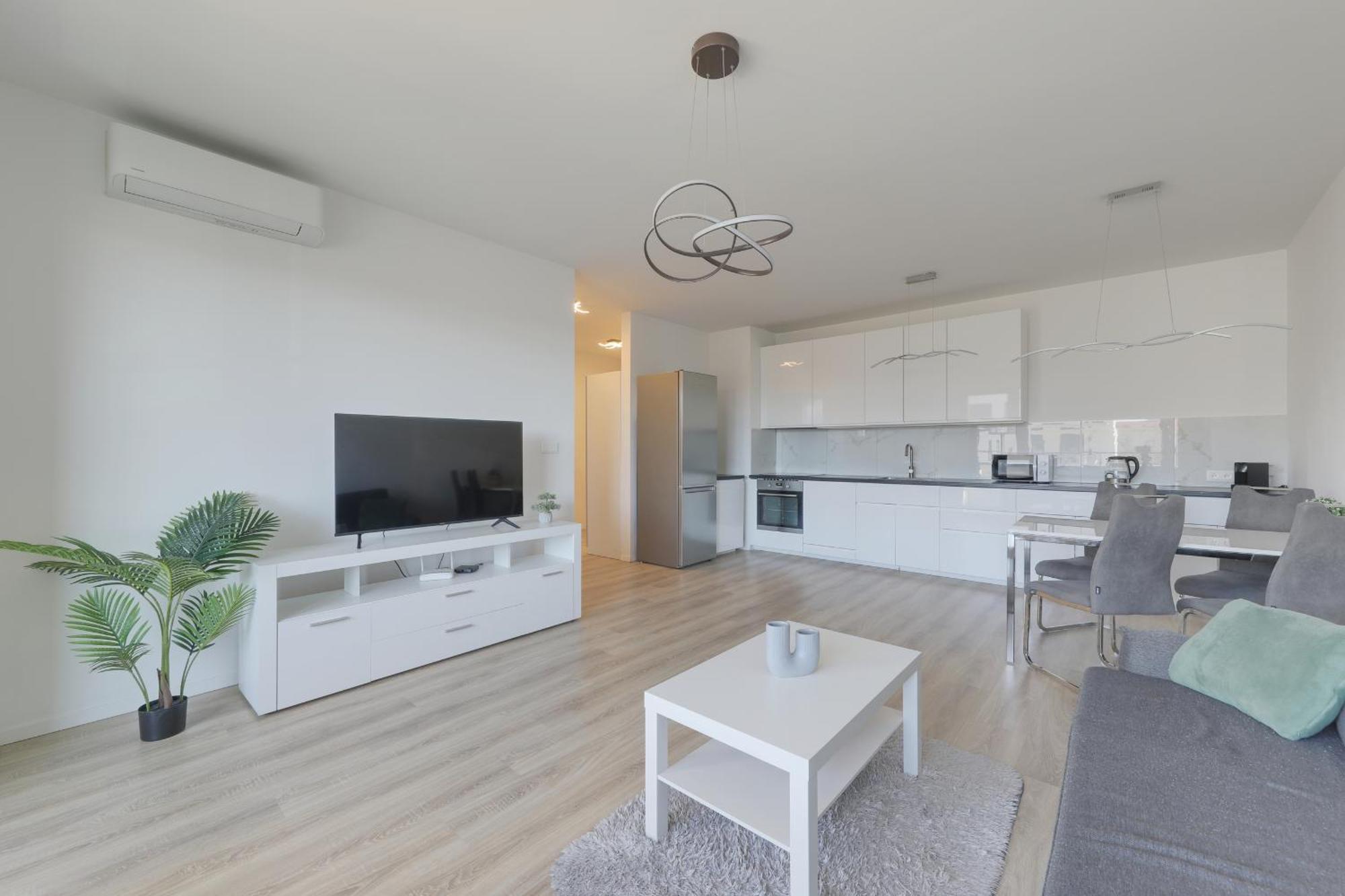 Bazova Apartment With Free Parking Bratislava Extérieur photo